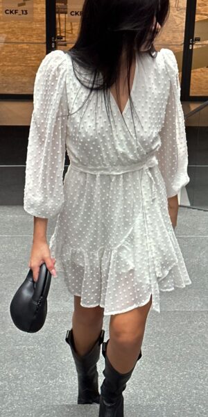 Sukienka latwosc bialy