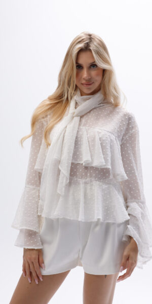 Biała szyfonowa bluzka z kokardą i falbanami